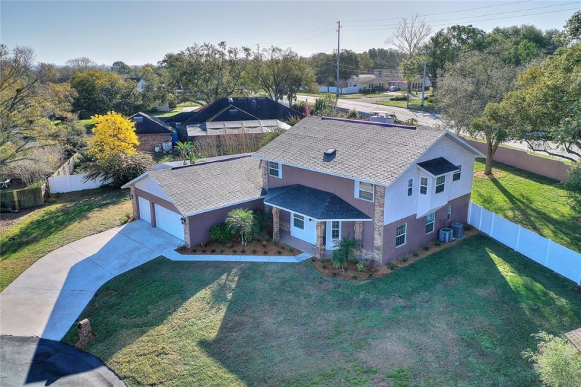 1805 STONECREST COURT, LAKELAND, Florida 33813, 4 Bedrooms Bedrooms, ,3 BathroomsBathrooms,Residential,For Sale,STONECREST,P4919600