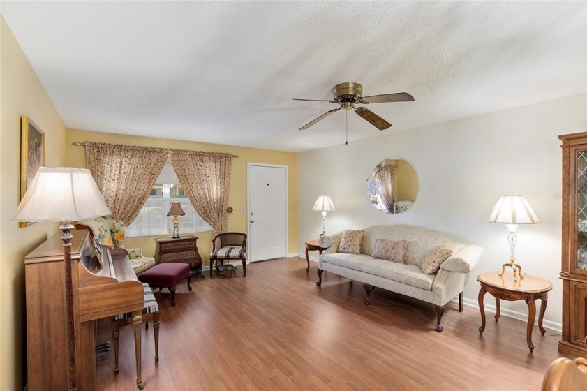 8501 93RD LANE, OCALA, Florida 34481, 2 Bedrooms Bedrooms, ,2 BathroomsBathrooms,Residential,For Sale,93RD,OM634899