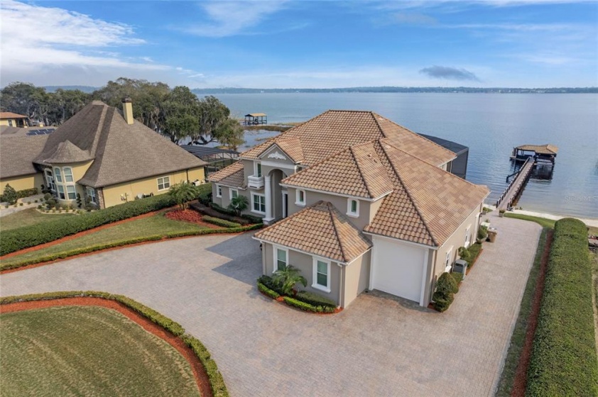 10802 LAKE MINNEOLA SHORES, CLERMONT, Florida 34711, 5 Bedrooms Bedrooms, ,4 BathroomsBathrooms,Residential,For Sale,LAKE MINNEOLA,G5052247