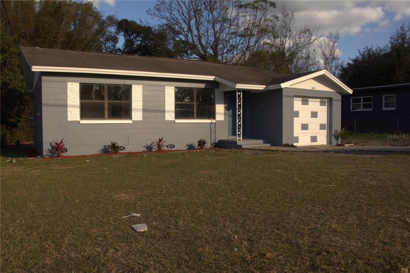 1405 POWERS DRIVE, ORLANDO, Florida 32818, 2 Bedrooms Bedrooms, ,1 BathroomBathrooms,Residential,For Sale,POWERS,O6006686