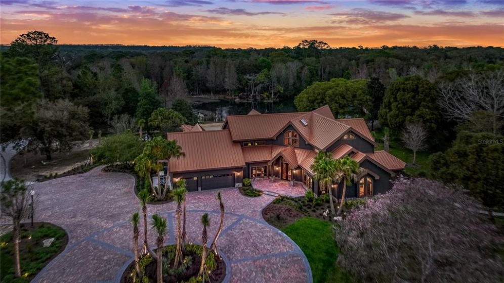 4015 COUNTRY CLUB ROAD, WINTER HAVEN, Florida 33881, 4 Bedrooms Bedrooms, ,4 BathroomsBathrooms,Residential,For Sale,COUNTRY CLUB,L4928297