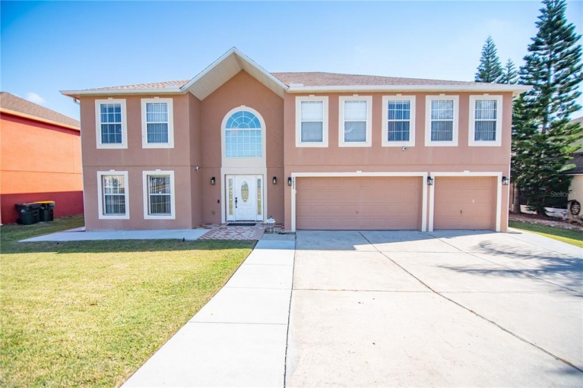 3433 GLOSSY LEAF LANE, CLERMONT, Florida 34711, 6 Bedrooms Bedrooms, ,4 BathroomsBathrooms,Residential,For Sale,GLOSSY LEAF,O6007020