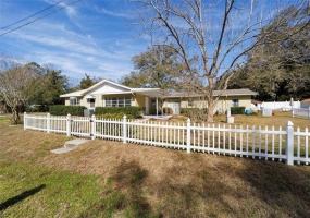 1501 57TH STREET, OCALA, Florida 34479, 4 Bedrooms Bedrooms, ,4 BathroomsBathrooms,Residential,For Sale,57TH,OM635023