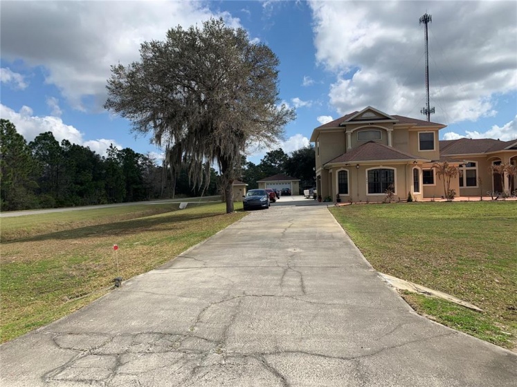 2843 DALLAS BOULEVARD, ORLANDO, Florida 32833, 6 Bedrooms Bedrooms, ,6 BathroomsBathrooms,Residential,For Sale,DALLAS,O6007706