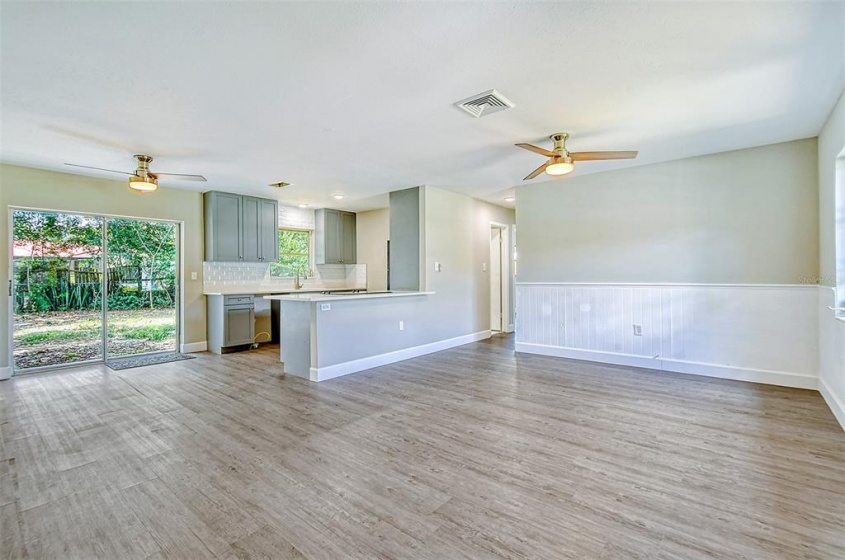 3724 WOODMONT DRIVE, SARASOTA, Florida 34232, 3 Bedrooms Bedrooms, ,2 BathroomsBathrooms,Residential,For Sale,WOODMONT,A4526743