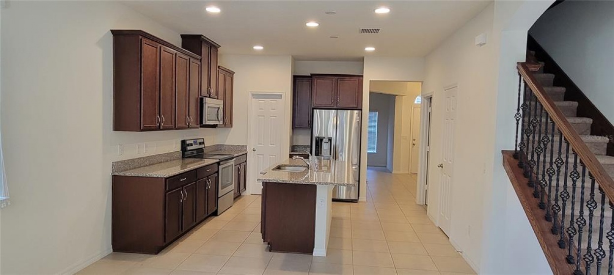 1423 CABOT DRIVE, CLERMONT, Florida 34711, 4 Bedrooms Bedrooms, ,3 BathroomsBathrooms,Residential,For Sale,CABOT,O6008127