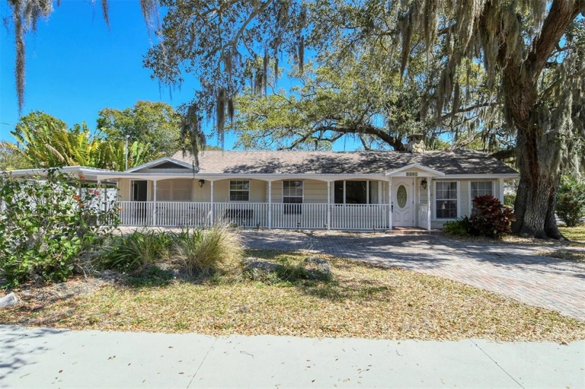 2601 RINGLING BOULEVARD, SARASOTA, Florida 34237, 2 Bedrooms Bedrooms, ,2 BathroomsBathrooms,Residential,For Sale,RINGLING,A4527051