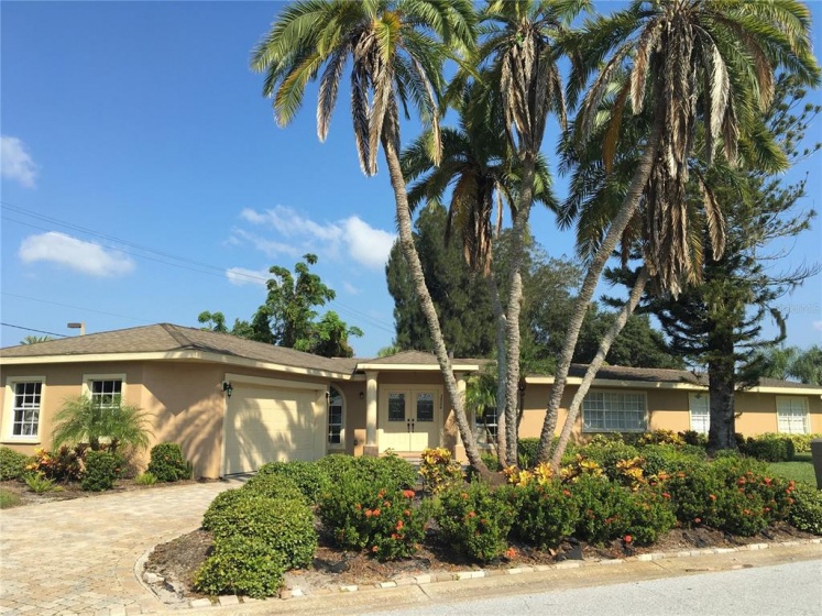 3524 SCHOOL AVE, SARASOTA, Florida 34239, 4 Bedrooms Bedrooms, ,2 BathroomsBathrooms,Residential,For Sale,SCHOOL AVE,A4521465
