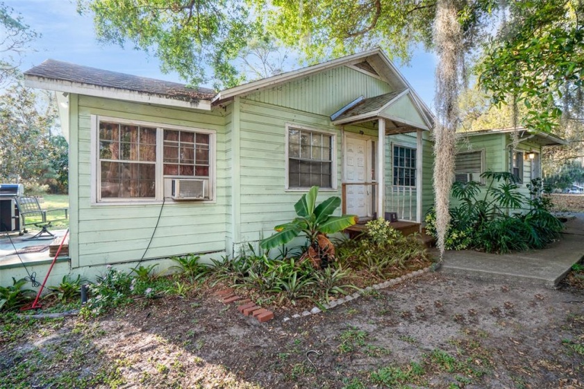 3214 RAEFORD ROAD, ORLANDO, Florida 32806, 5 Bedrooms Bedrooms, ,3 BathroomsBathrooms,Residential,For Sale,RAEFORD,O6008145