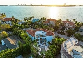 1373 HARBOR DRIVE, SARASOTA, Florida 34239, 6 Bedrooms Bedrooms, ,5 BathroomsBathrooms,Residential,For Sale,HARBOR,A4526939