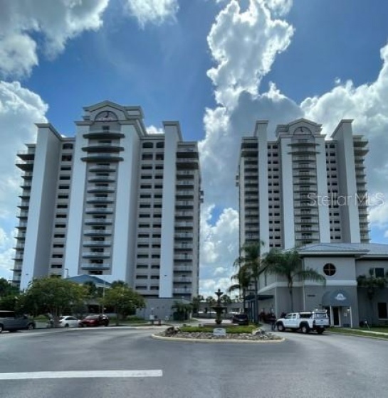 13415 BLUE HERON BEACH DRIVE, ORLANDO, Florida 32821, 2 Bedrooms Bedrooms, ,2 BathroomsBathrooms,Residential,For Sale,BLUE HERON BEACH,G5052473