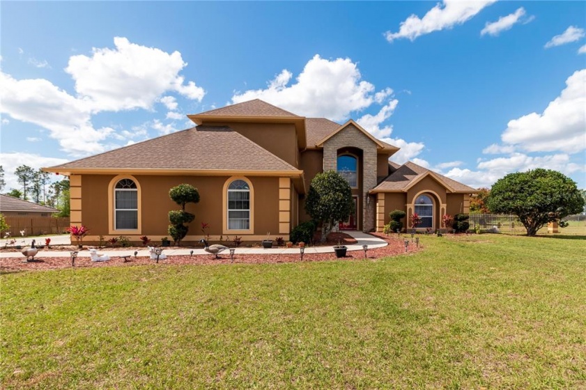 12901 PHILLIPS ROAD, GROVELAND, Florida 34736, 5 Bedrooms Bedrooms, ,4 BathroomsBathrooms,Residential,For Sale,PHILLIPS,O6008813