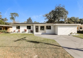 5140 LAKE HOWELL ROAD, WINTER PARK, Florida 32792, 4 Bedrooms Bedrooms, ,2 BathroomsBathrooms,Residential,For Sale,LAKE HOWELL,O6008820