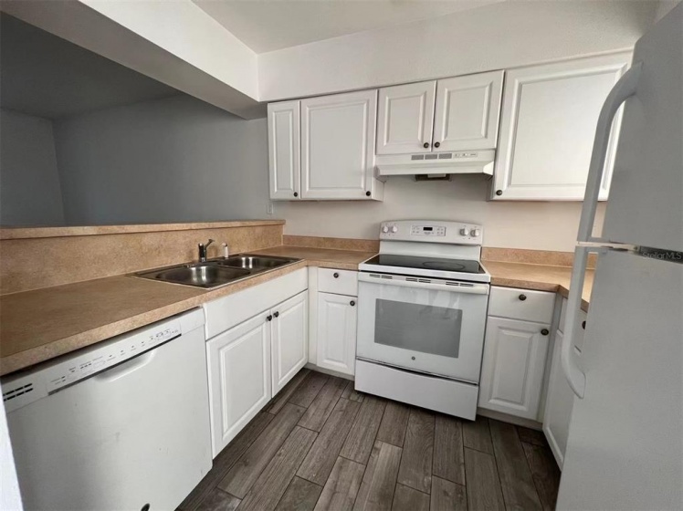 WINTER PARK, Florida 32792, 2 Bedrooms Bedrooms, ,2 BathroomsBathrooms,Residential,For Sale,O6008852