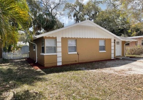 1280 HIGHLAND STREET, SARASOTA, Florida 34234, 2 Bedrooms Bedrooms, ,1 BathroomBathrooms,Residential,For Sale,HIGHLAND,A4527453