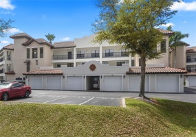 7830 HOLIDAY ISLE DRIVE, BELLE ISLE, Florida 32812, 3 Bedrooms Bedrooms, ,2 BathroomsBathrooms,Residential,For Sale,HOLIDAY ISLE,O6008349