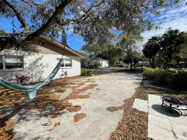 1345 11TH STREET, SARASOTA, Florida 34236, ,Residential Income,For Sale,11TH,A4527555