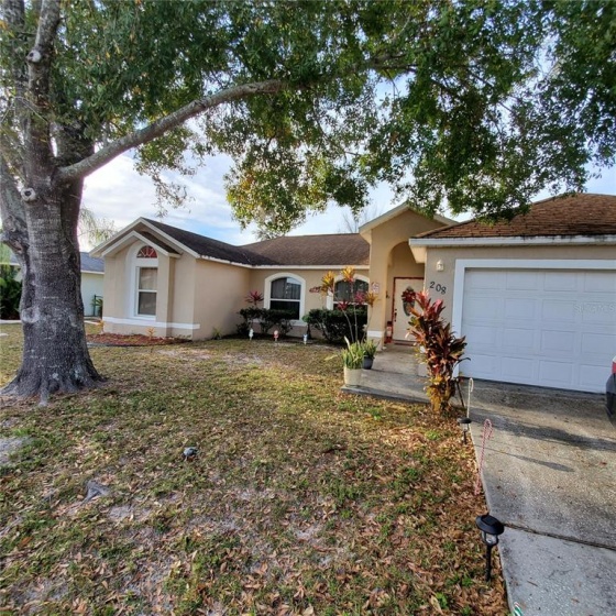 208 BEDFORD DRIVE, KISSIMMEE, Florida 34758, 3 Bedrooms Bedrooms, ,2 BathroomsBathrooms,Residential,For Sale,BEDFORD,S5059884