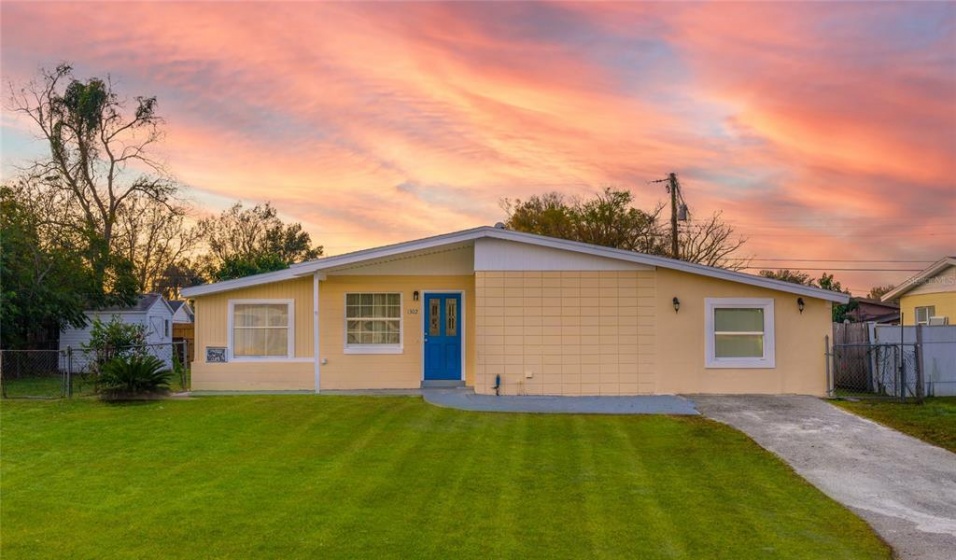 1302 DICKENS AVENUE, ORLANDO, Florida 32809, 3 Bedrooms Bedrooms, ,1 BathroomBathrooms,Residential,For Sale,DICKENS,S5061762