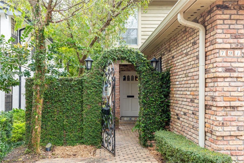 791 MARYLAND AVENUE, WINTER PARK, Florida 32789, 2 Bedrooms Bedrooms, ,2 BathroomsBathrooms,Residential,For Sale,MARYLAND,O6009061