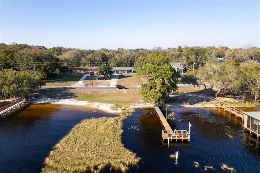 11417 LAKE MINNEOLA SHORES, MINNEOLA, Florida 34715, 4 Bedrooms Bedrooms, ,3 BathroomsBathrooms,Residential,For Sale,LAKE MINNEOLA,G5052658