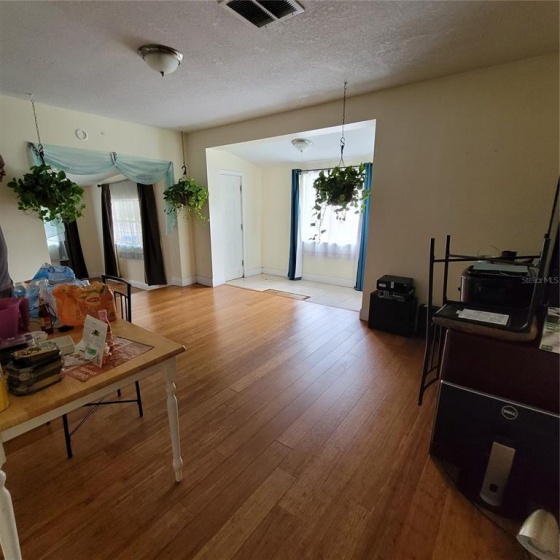 3104 LAWRENCE STREET, ORLANDO, Florida 32805, 3 Bedrooms Bedrooms, ,2 BathroomsBathrooms,Residential,For Sale,LAWRENCE,O5994241