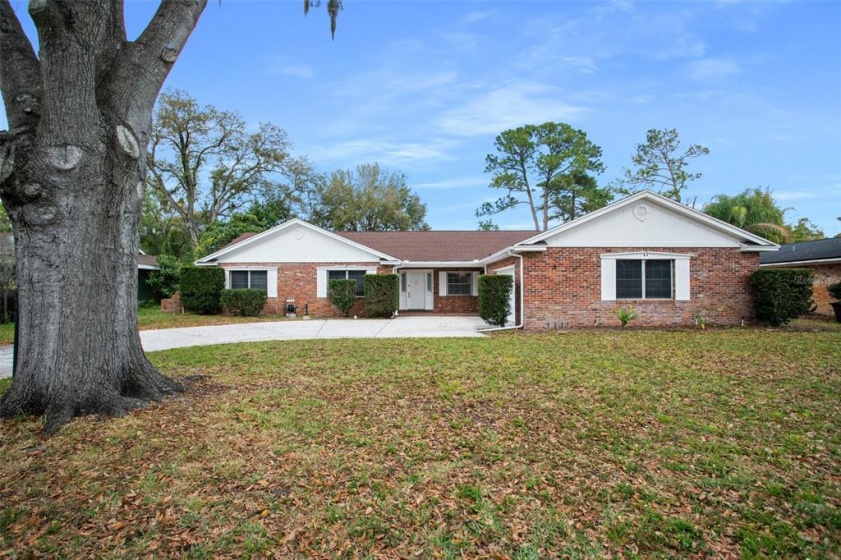 2825 ALSACE COURT, BELLE ISLE, Florida 32812, 4 Bedrooms Bedrooms, ,2 BathroomsBathrooms,Residential,For Sale,ALSACE,O6009538