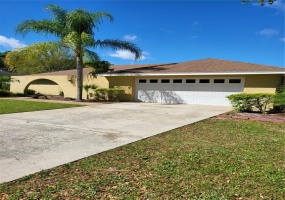 1203 CYPRESS POINT, WINTER HAVEN, Florida 33884, 3 Bedrooms Bedrooms, ,2 BathroomsBathrooms,Residential,For Sale,CYPRESS,P4919867