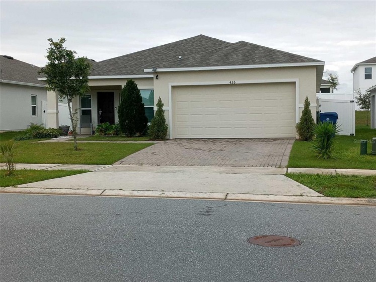 426 KESTREL DRIVE, GROVELAND, Florida 34736, 4 Bedrooms Bedrooms, ,2 BathroomsBathrooms,Residential,For Sale,KESTREL,O6010291