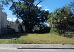 828 MCFALL AVENUE AVENUE, ORLANDO, Florida 32805, ,Land,For Sale,MCFALL AVENUE,O5980305