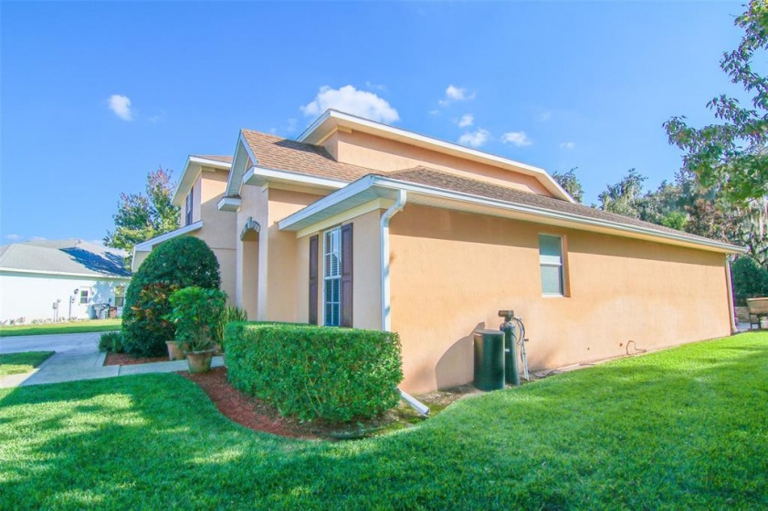 105 PALEO POINT COURT, WINTER HAVEN, Florida 33880, 4 Bedrooms Bedrooms, ,2 BathroomsBathrooms,Residential,For Sale,PALEO POINT,P4918567