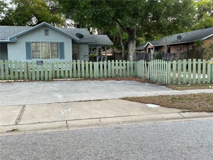 2062 5TH STREET, SARASOTA, Florida 34237, 4 Bedrooms Bedrooms, ,2 BathroomsBathrooms,Residential,For Sale,5TH,A4528099