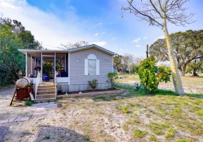 101 PINE ISLAND DRIVE, WINTER HAVEN, Florida 33881, 2 Bedrooms Bedrooms, ,1 BathroomBathrooms,Residential,For Sale,PINE ISLAND,P4919885
