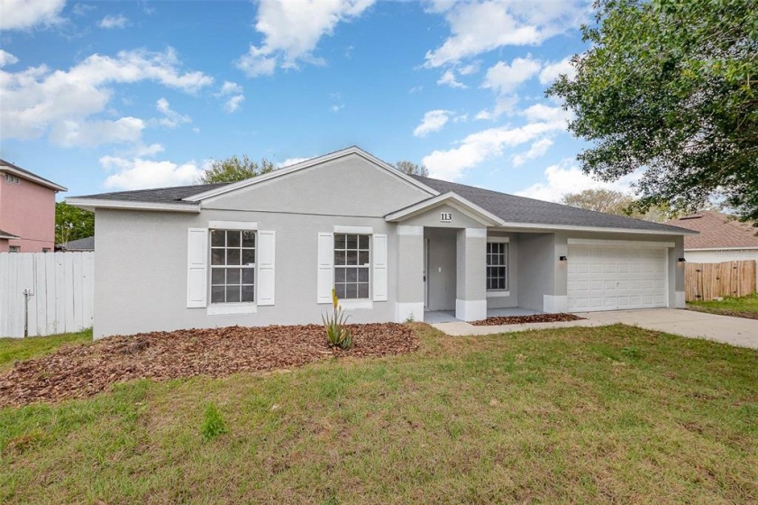 113 LAKE CATHERINE CIRCLE, GROVELAND, Florida 34736, 4 Bedrooms Bedrooms, ,2 BathroomsBathrooms,Residential,For Sale,LAKE CATHERINE,O6010929