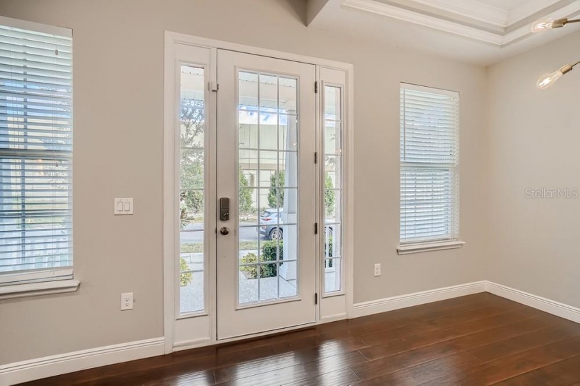 1704 SHORE TERRACE, ORLANDO, Florida 32804, 3 Bedrooms Bedrooms, ,3 BathroomsBathrooms,Residential,For Sale,SHORE,O6010839
