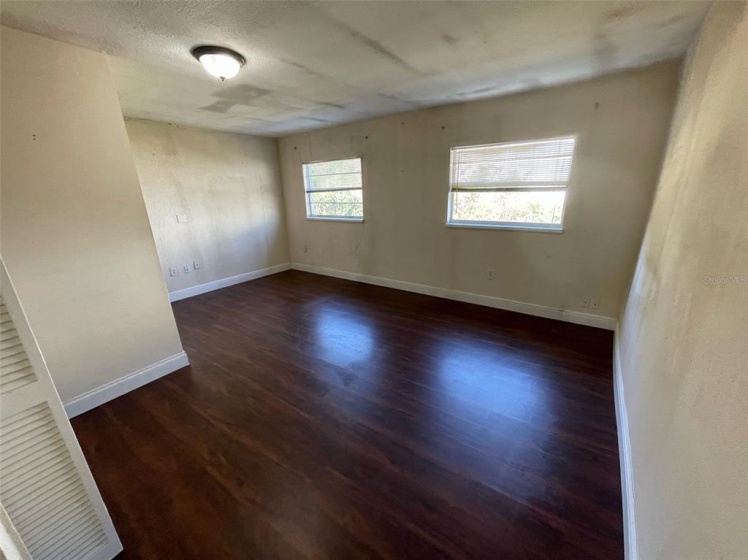 ORLANDO, Florida 32810, 4 Bedrooms Bedrooms, ,3 BathroomsBathrooms,Residential,For Sale,O6011040