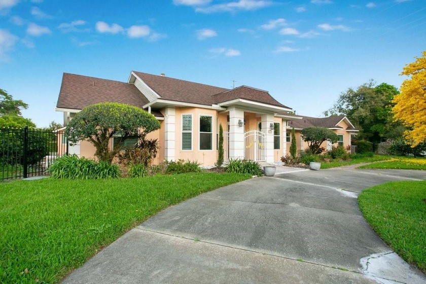 2165 PEEL AVENUE, ORLANDO, Florida 32806, 4 Bedrooms Bedrooms, ,3 BathroomsBathrooms,Residential,For Sale,PEEL,O6009437