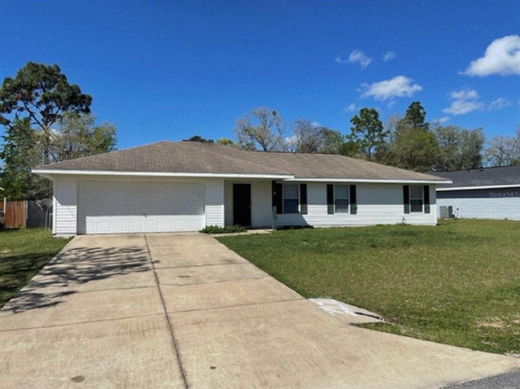 6 REDWOOD TRACK TRACE, OCALA, Florida 34472, 3 Bedrooms Bedrooms, ,2 BathroomsBathrooms,Residential,For Sale,REDWOOD TRACK,OM635576