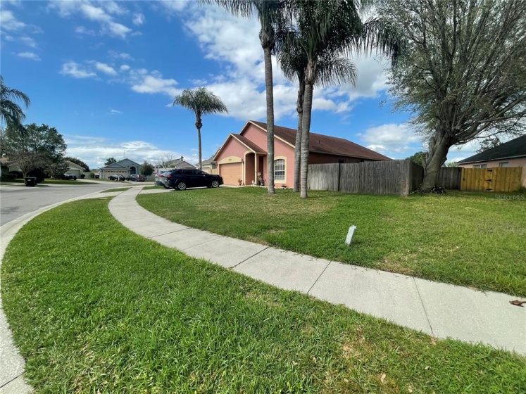 5743 RYWOOD DRIVE, ORLANDO, Florida 32810, 3 Bedrooms Bedrooms, ,2 BathroomsBathrooms,Residential,For Sale,RYWOOD,O6010686