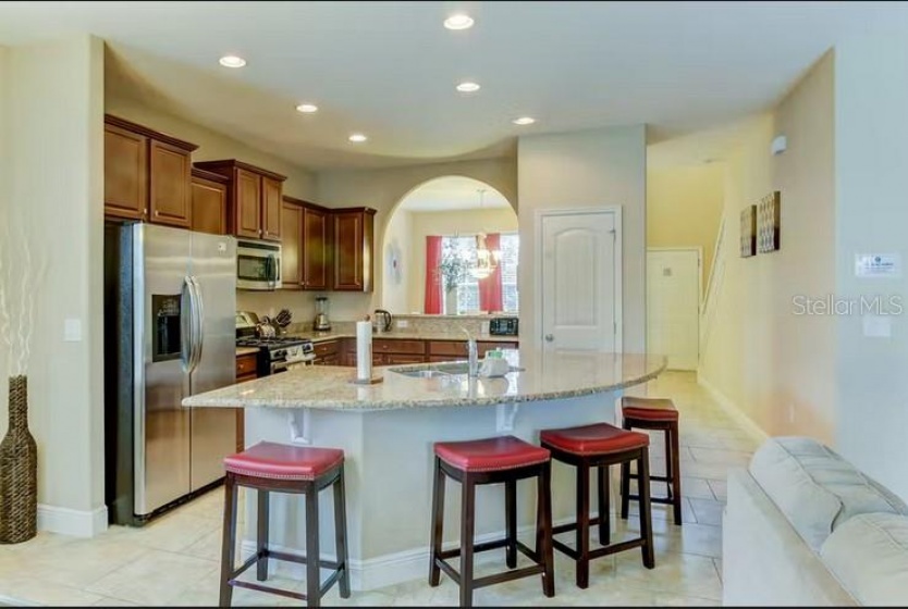 4312 ACORN COURT, DAVENPORT, Florida 33837, 6 Bedrooms Bedrooms, ,3 BathroomsBathrooms,Residential,For Sale,ACORN,S5064292