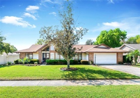 1092 HOWELL HARBOR DRIVE, CASSELBERRY, Florida 32707, 4 Bedrooms Bedrooms, ,2 BathroomsBathrooms,Residential,For Sale,HOWELL HARBOR,O6005545