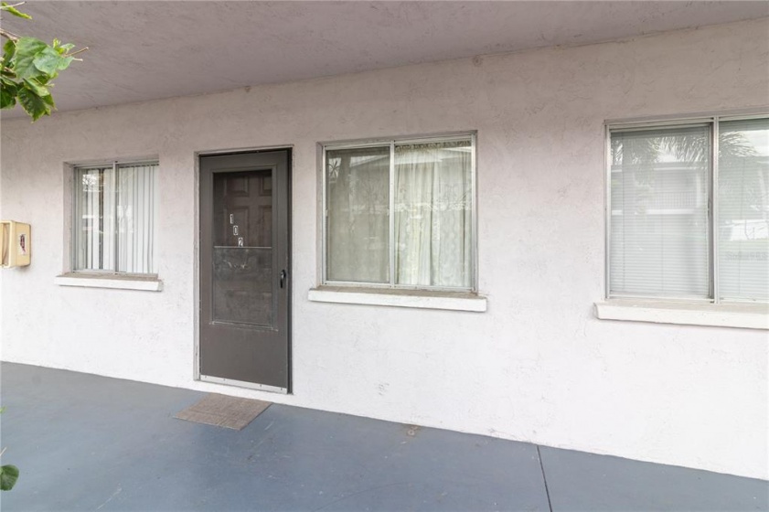 3101 BEE RIDGE ROAD, SARASOTA, Florida 34239, 2 Bedrooms Bedrooms, ,1 BathroomBathrooms,Residential,For Sale,BEE RIDGE,O6011559