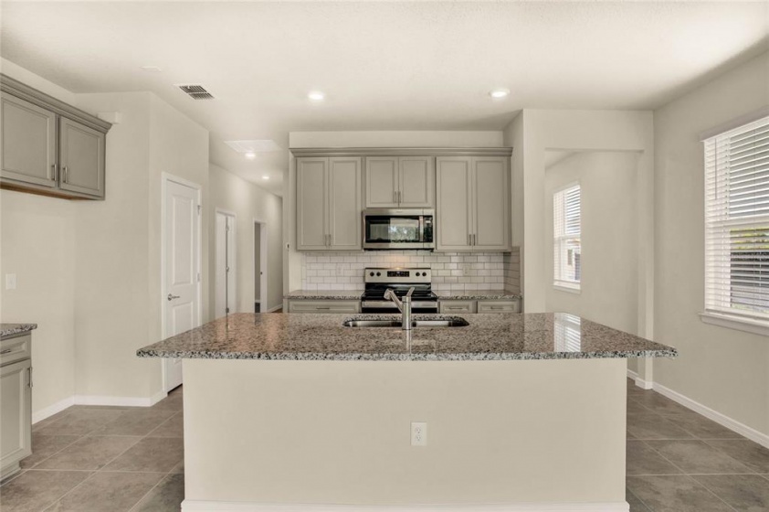 17683 SAW PALMETTO AVENUE, CLERMONT, Florida 34714, 4 Bedrooms Bedrooms, ,2 BathroomsBathrooms,Residential,For Sale,SAW PALMETTO,O6011807