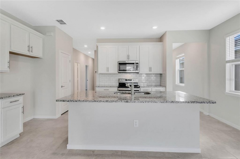 2501 SOUTHLAWN LANE, CLERMONT, Florida 34714, 4 Bedrooms Bedrooms, ,2 BathroomsBathrooms,Residential,For Sale,SOUTHLAWN,O6011826