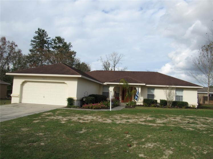 4555 145 PLACE ROAD, OCALA, Florida 34473, 3 Bedrooms Bedrooms, ,2 BathroomsBathrooms,Residential,For Sale,145 PLACE,OM632244