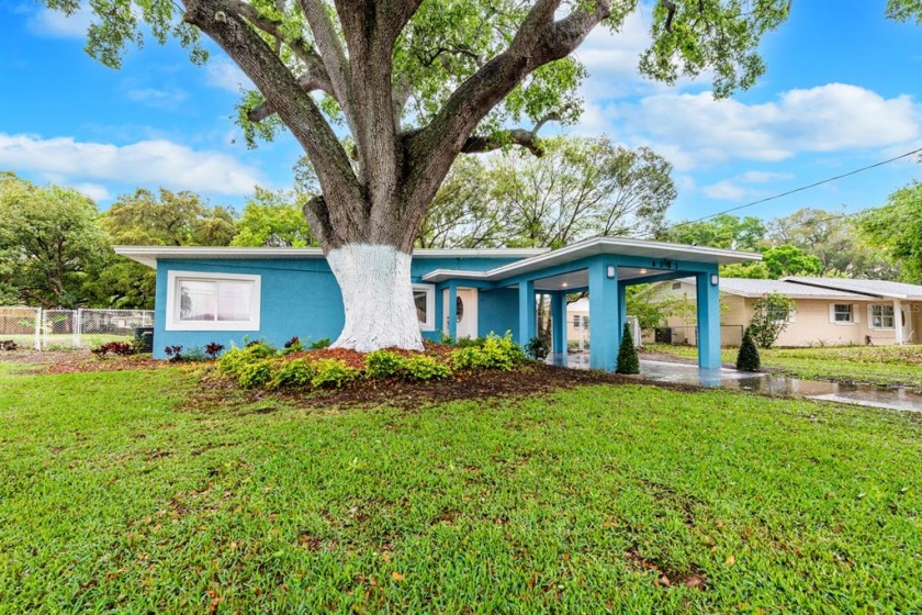 4083 LAKE MARIANNA DRIVE, WINTER HAVEN, Florida 33881, 2 Bedrooms Bedrooms, ,1 BathroomBathrooms,Residential,For Sale,LAKE MARIANNA,O6010538