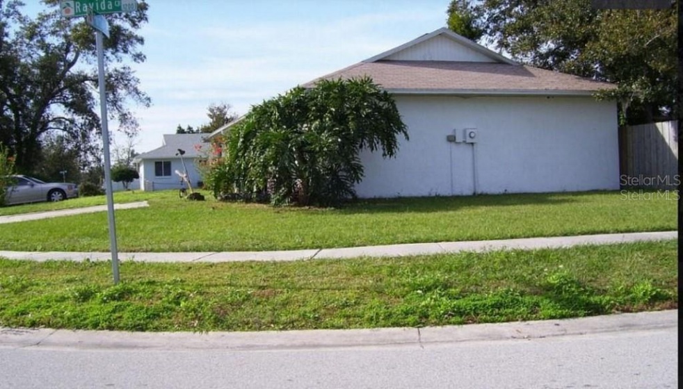 1212 RAVIDA CIRCLE, ORLANDO, Florida 32825, 2 Bedrooms Bedrooms, ,2 BathroomsBathrooms,Residential,For Sale,RAVIDA,T3344292