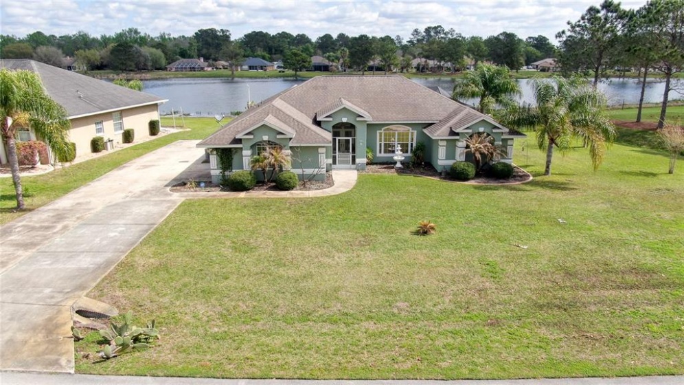 11 HICKORY LOOP, OCALA, Florida 34472, 3 Bedrooms Bedrooms, ,2 BathroomsBathrooms,Residential,For Sale,HICKORY,OM636108
