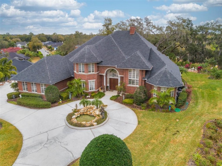 740 CRESCENT HILLS DRIVE, LAKELAND, Florida 33813, 5 Bedrooms Bedrooms, ,4 BathroomsBathrooms,Residential,For Sale,CRESCENT HILLS,T3353548