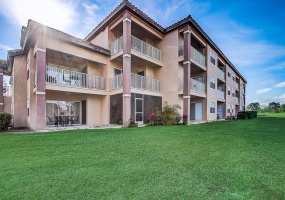 13803 FAIRWAY ISLAND DRIVE, ORLANDO, Florida 32837, 1 Bedroom Bedrooms, ,1 BathroomBathrooms,Residential,For Sale,FAIRWAY ISLAND,S5064225